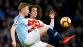 Usai kedudukan 1-1, permainan berjalan lebih seimbang dan Manchester City maupun Arsenal memeragakan permainan saling serang. (REUTERS/Andrew Yates)
