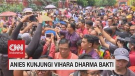 Anies Kunjungi Vihara Dharma Bhakti