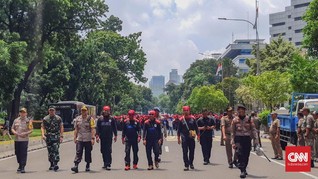 Janji Surga Politikus dan Riak Kecil Gerakan Buruh