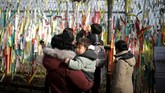 Setelah perang Korea berhenti berkat gencatan senjata pada 1953, puluhan bahkan ratusan ribu keluarga Korea terpisah. (Reuters/Kim Hong-Ji)