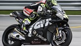 Pebalap LCR Honda Cal Crutchlow beraksi di tes pramusim. Ini adalah kali pertama Crutchlow beraksi di atas sirkuit sejak cedera engkel pada Oktober 2018. (Mohd RASFAN / AFP)