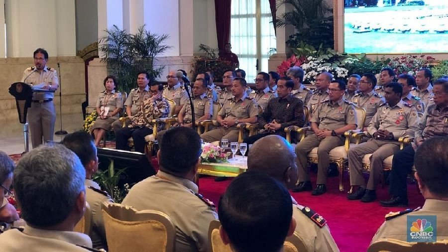 Presiden Joko Widodo (Jokowi) meresmikan pembukaan Rapat Kerja Nasional Kementeeian Agraria dan Tata Ruang/Badan Pertanahan Nasional (BPN).