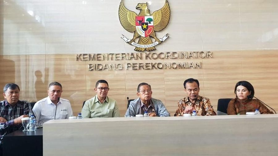 Ongkos logistik di Indonesia masih cukup mahal atau tidak efisien ketimbang negara-negara tetangga.