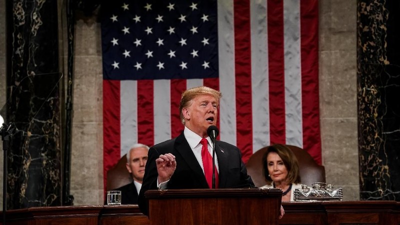 Trump menegaskan agar partai oposan pemerintah itu agar tidak menginvestigasi kebijakan dan keuangan pribadinya.