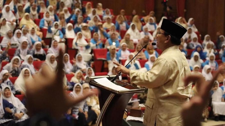 Pernyataan capres nomor urut 02 Prabowo Subianto soal anggaran negara yang bocor 25% memantik perdebatan.