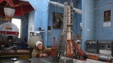 Setelah pemerintahan Soviet tumbang, masyarakat setempat berharap pemerintah Ukraina untuk kembali mengubah fungsi Gereja Saint Paraskeva kembali menjadi tempat ibadah. (AFP Photo/Aleksey Filippov)