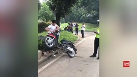 VIDEO: Pria Rusak Motor Ditangkap Reskrim Polres Tangsel