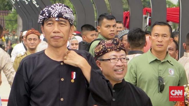 Soal Ketegasan, Luhut Sebut Jokowi Pantas Masuk Kopassus