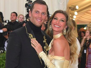 Gisele Bundchen Nangis Saat Ditanya Perceraiannya dengan Tom Brady