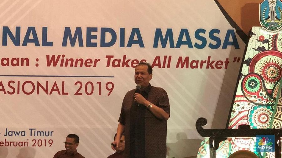 Dunia memasuki era digitalisasi yang mempengaruhi dan mendisrupsi hampir semua model bisnis, termasuk media.