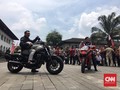 Foto Bareng Marc Marquez, Ridwan Kamil Ogah Pose Pakai Jari