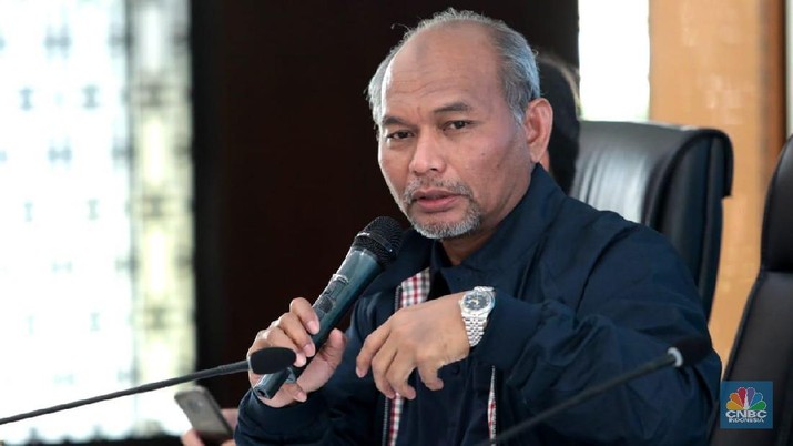 Kembali Sentil Kinerja Pertamina, ESDM: Kami Geregetan! ESDM mengkritik kinerja Pertamina yang dinilai lamban karena banyaknya rantai birokrasi