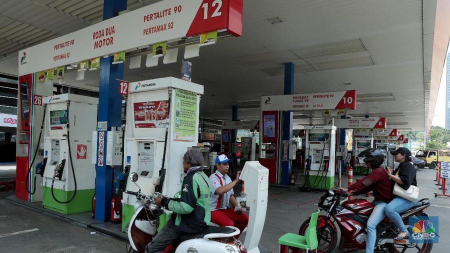 Jumlah transaksi pembelian BBM di 5.400 SPBU Pertamina mencapai Rp 1,4 triliun per hari. Dari jumlah tersebut, baru 9% yang menggunakan pembayaran non tunai.