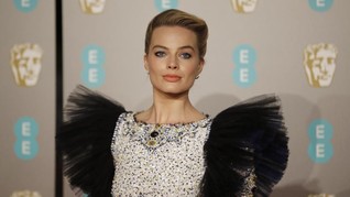 FOTO: Selebriti Berbusana Terbaik di BAFTA Awards 2019