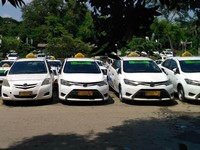 Restrukturisasi Utang Kelar, BEI Masih Pantau Saham TAXI