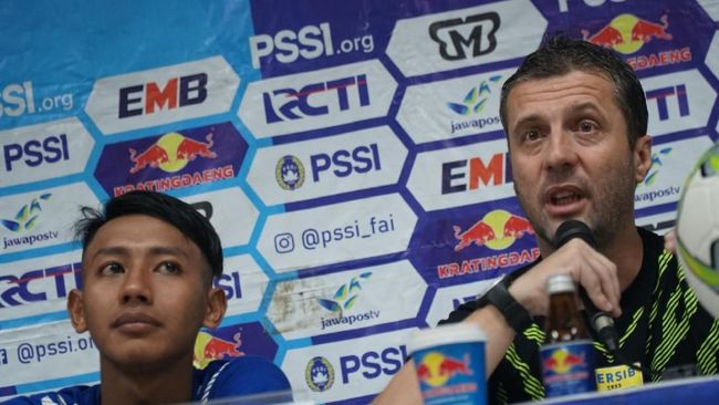 Kalahkan Persiwa 7 0 Pelatih Persib Bicara Kekuatan Arema