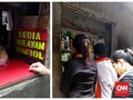 Warung Lubang, Cara Unik Makan Murah