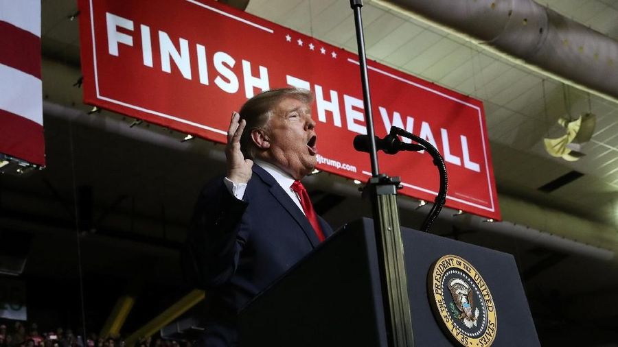 Presiden AS Donald Trump mengatakan ia memiliki keraguan terhadap kesepakatan sementara anggaran federal yang baru saja disepakati Kongres.