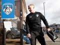 Oldham Kecewa Scholes <i>Resign</i> Lewat WhatsApp