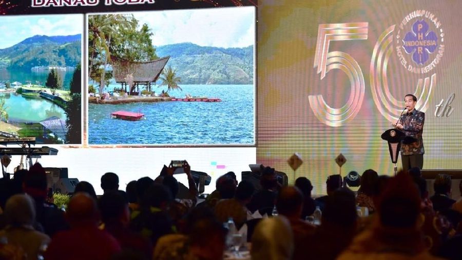 Hal tersebut dikemukakan kepala negara saat menghadiri Gala Dinner Hut ke-50 Perhimpunan Hotel dan Restoran (PHRI), Senin (12/2/2019) malam.