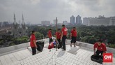 Hari Ulang Tahun Pemadam Kebakaran bakal diperingati pada 1 Maret mendatang. Terhitung sudah genap satu abad alias 100 tahun pasukan pemadam itu hadir di bumi nusantara. (CNN Indonesia/Adhi Wicaksono)