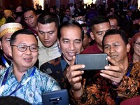 Jokowi: Mohon Maaf, Ekspor-Investasi RI Sudah Tertinggal