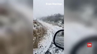 VIDEO: Badai Sebabkan Salju Turun di Hawaii