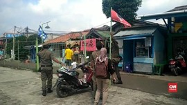 VIDEO: Bawaslu Tertibkan Alat Peraga Kampanye di Halim