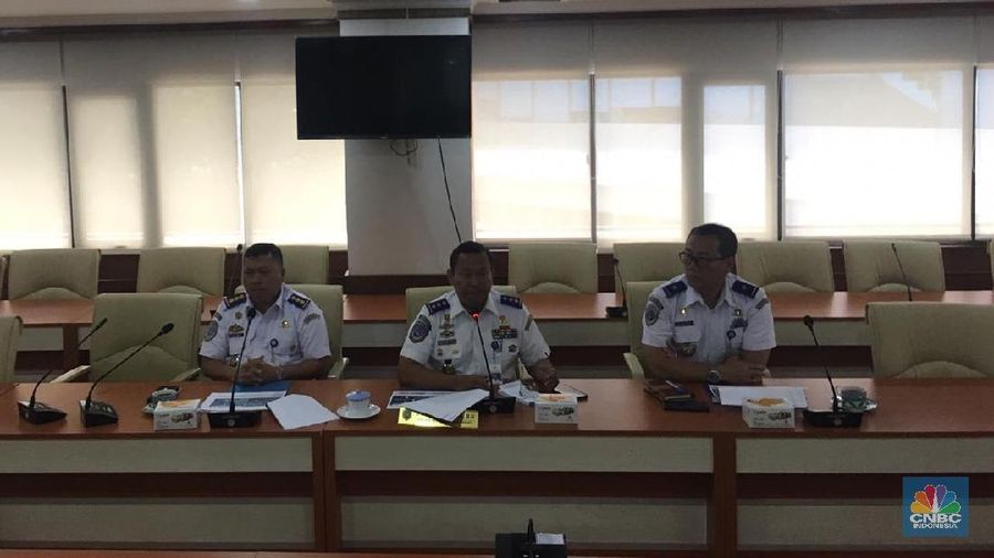 Kementerian Perhubungan (Kemenhub) dipusingkan dengan skema penetapan tarif ojek online (ojol).
