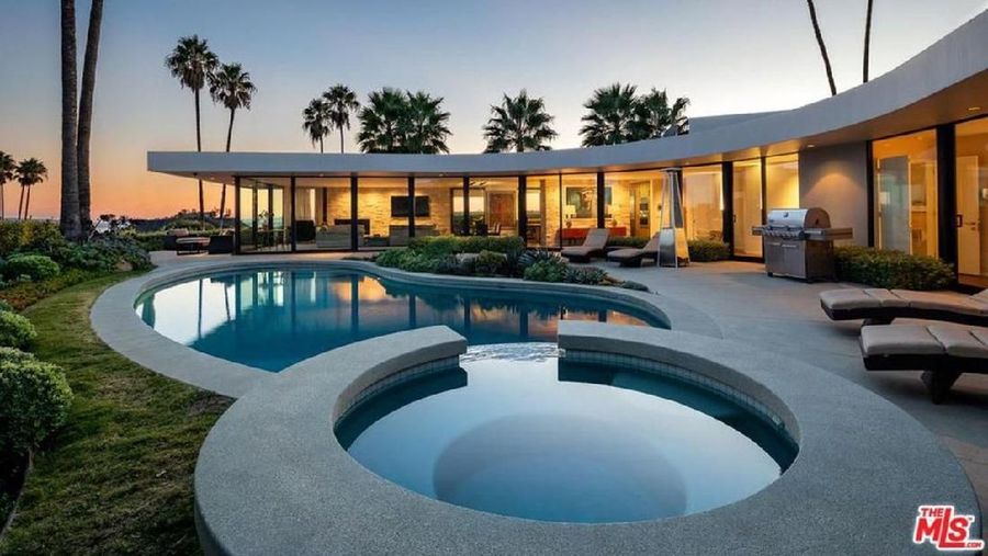 Elon Musk diketahui menjual rumahnya yang berada di California seharga Rp 63 M