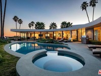 Intip Rumah Canggih & Mewah Bos Tesla Elon Musk Rp 63 M