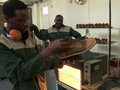 VIDEO: Sepatu Zimbabwe, Mendunia Demi Menahan Masalah Ekonomi