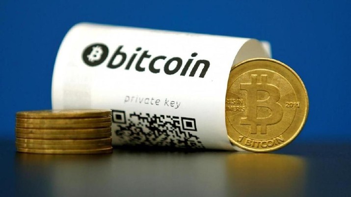 Bitcoin sering disebut sebagai emas digital. Namun ketika harga emas dunia terus mencetak rekor baru, harga Bitcoin malah dalam tren menurun.