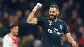 Kans Benzema Tambah Rekor Gol ke Gawang Ajax