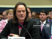 CEO T-Mobile Pertahankan Merger Sprint