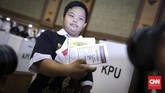 Sosialisasi dan simulasi pemilihan bagi penyandang disabilitas sangat penting. Pasalnya banyak potensi gangguan hak kaum difabel saat mencoblos.( CNN Indonesia/ Hesti Rika )