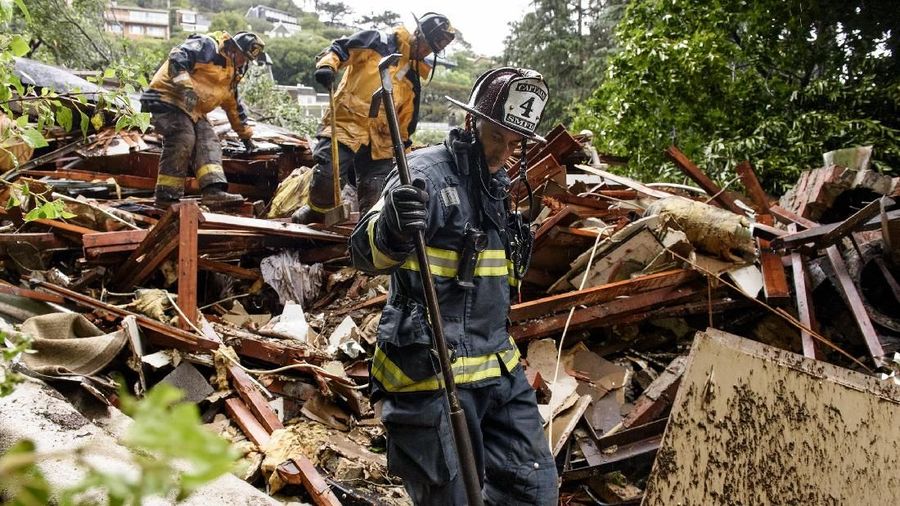 Banjir dan tanah longsor menerjang kawasan California, Amerika Serikat kamis (14/02/19) waktu setempat.
