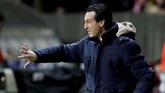 Unai Emery dan Arsenal mengalami masa yang labil. Dalam tujuh pertandingan terakhir, The Gunners mengalami kekalahan dan meraih kemenangan secara bergantian. (REUTERS/Vasily Fedosenko)