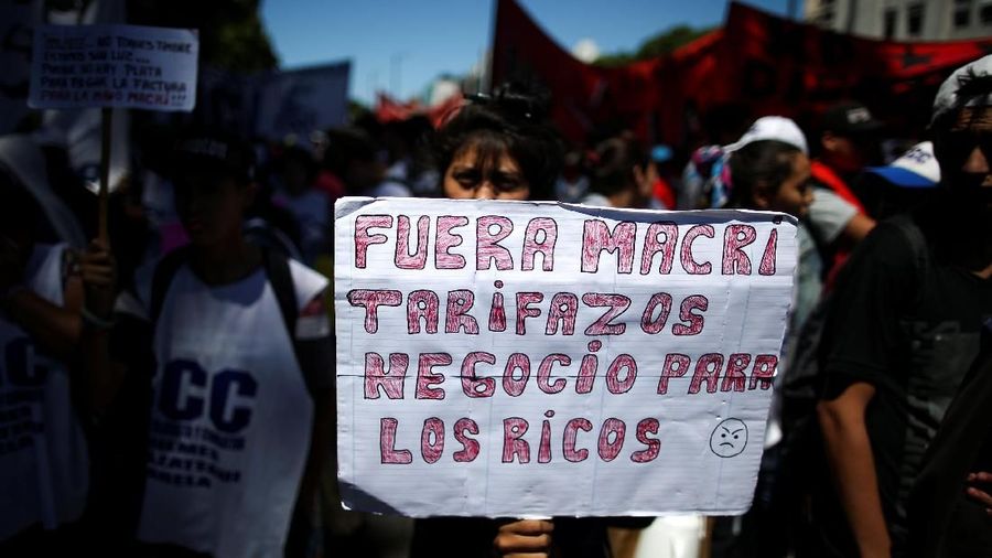 Warga Argentina menuntut pemerintah agar mendeklarasikan darurat pangan