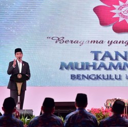 Cerita Jokowi di Bengkulu: Dari PKI Sampai Kuasai Freeport