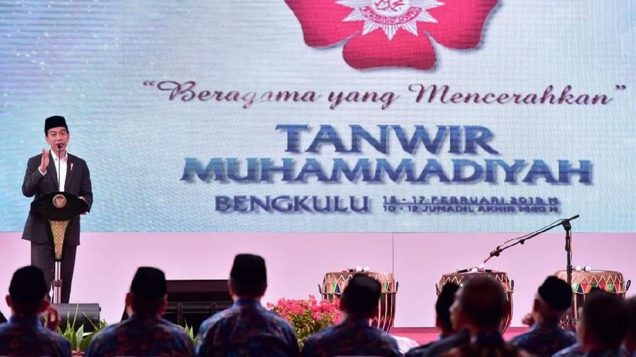 Presiden Joko Widodo (Jokowi) menjawab tiga isu besar yang kerap kali menghampiri dirinya.