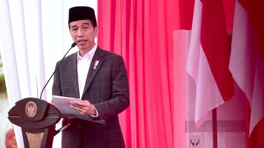 Presiden Joko Widodo (Jokowi) mengadakan rapat terbatas di Kantor Presiden, Kompleks Istana Kepresidenan, Jakarta, Selasa (26/2/2019).