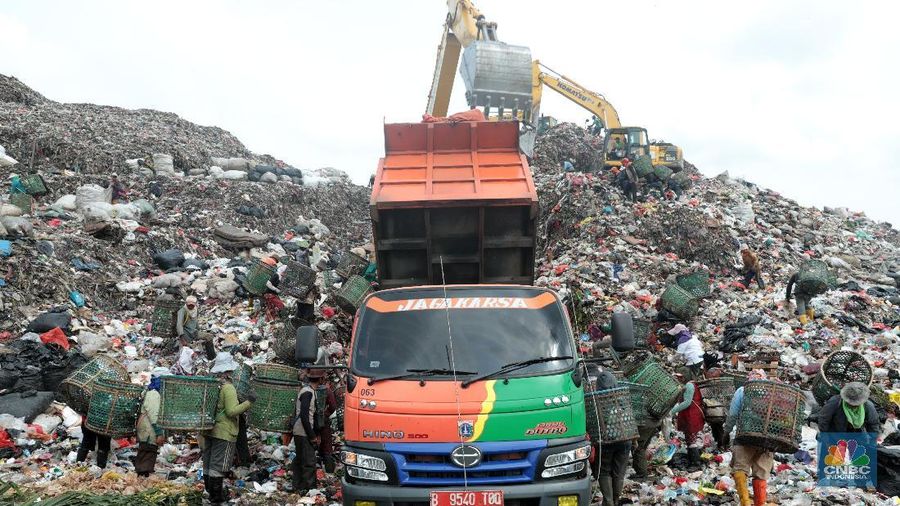 Pengelolaan sampah di ibu kota menjadi perdebatan antara Anies dan Bestari.