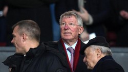 Viral Muka Masam Sir Alex Ferguson di Final Liga Europa