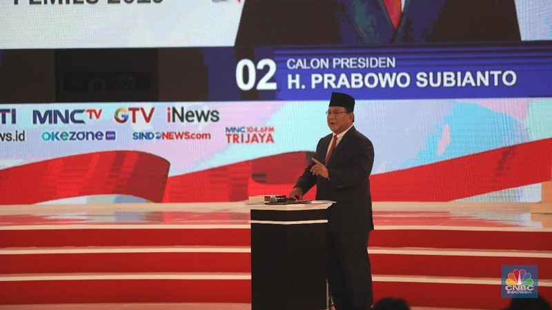 Debat capres putaran kedua ini bertema energi, lingkungan hidup, infrastruktur, pangan, dan sumber daya alam.