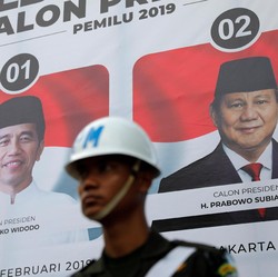 Sanksi Bakar Hutan, Jokowi Denda 11 Perusahaan Rp 18,3 T