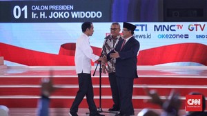 Empat Bumerang Prabowo Kala Serang Jokowi di Debat Pilpres