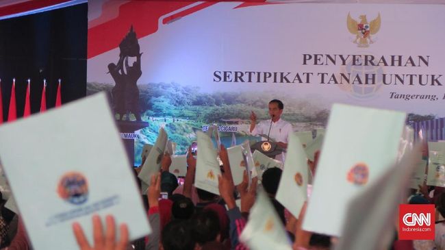 Jokowi Minta Warga Tangerang Tak Jual Tanah ke Pengembang
