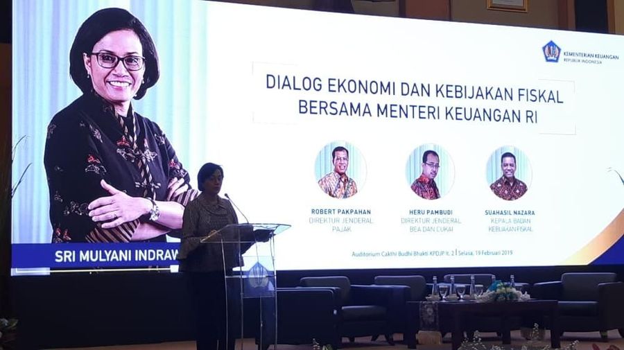 Sebuah Majalah Keuangan, Finance Asia menobatkan Menteri Keuangan, Sri Mulyani Sebagai menteri keuangan terbaik di kawasan Asia-Pasifik pada tahun 2019.