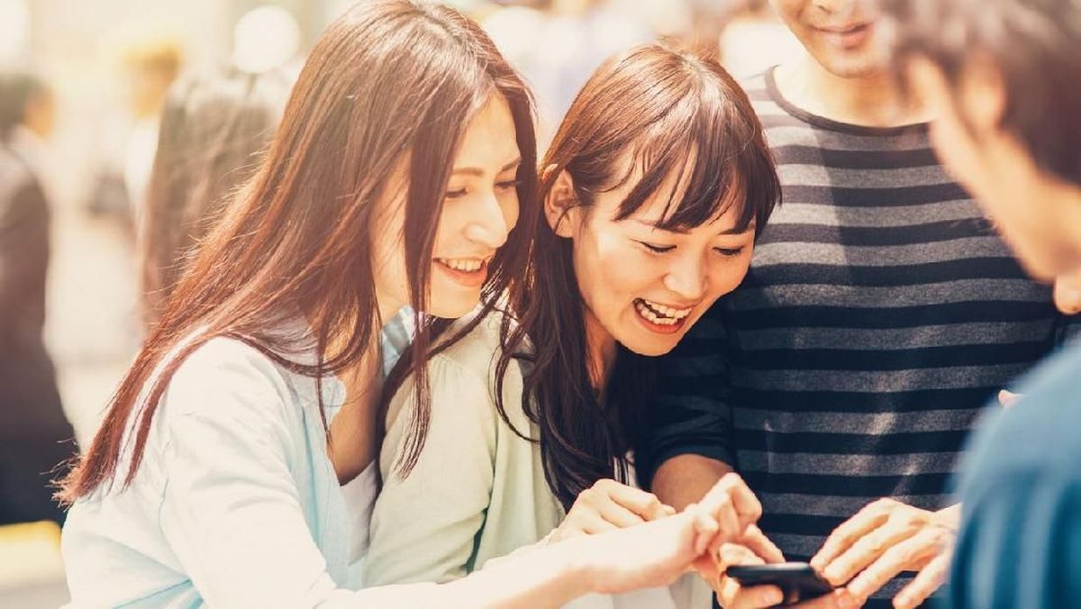 Konten Negatif Medsos Dinilai Berkurang, Gen Z Tetap Ingatkan Bahaya Hoax — NadiKabar.com